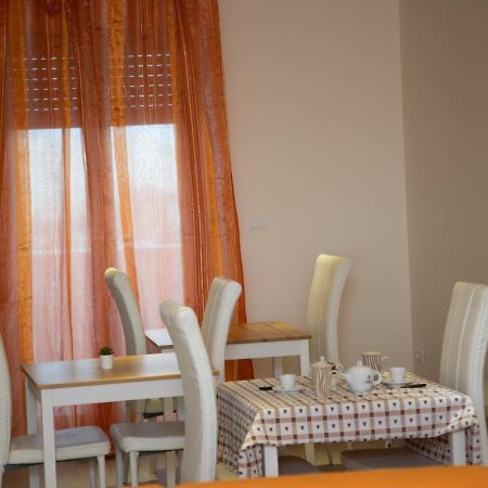 B&B Miramare Suite Таранто Екстер'єр фото