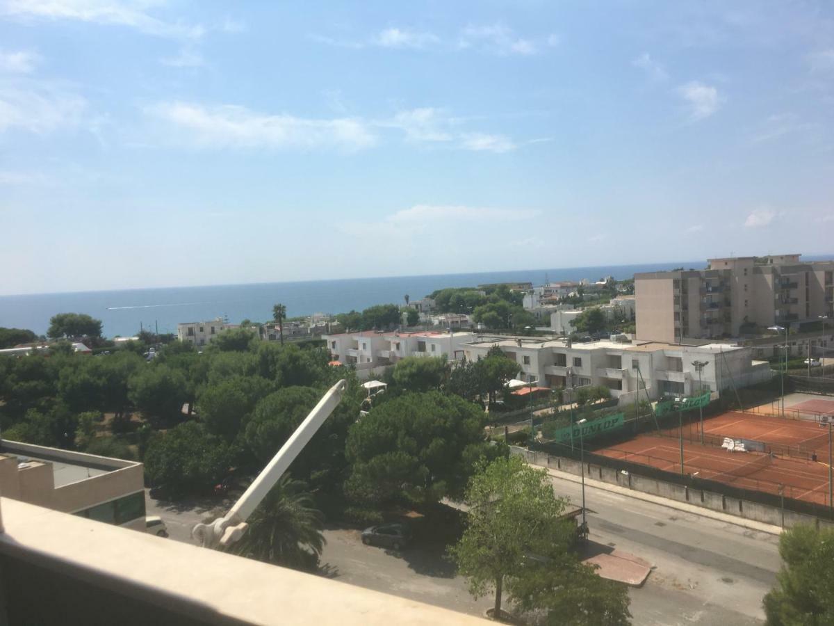B&B Miramare Suite Таранто Екстер'єр фото