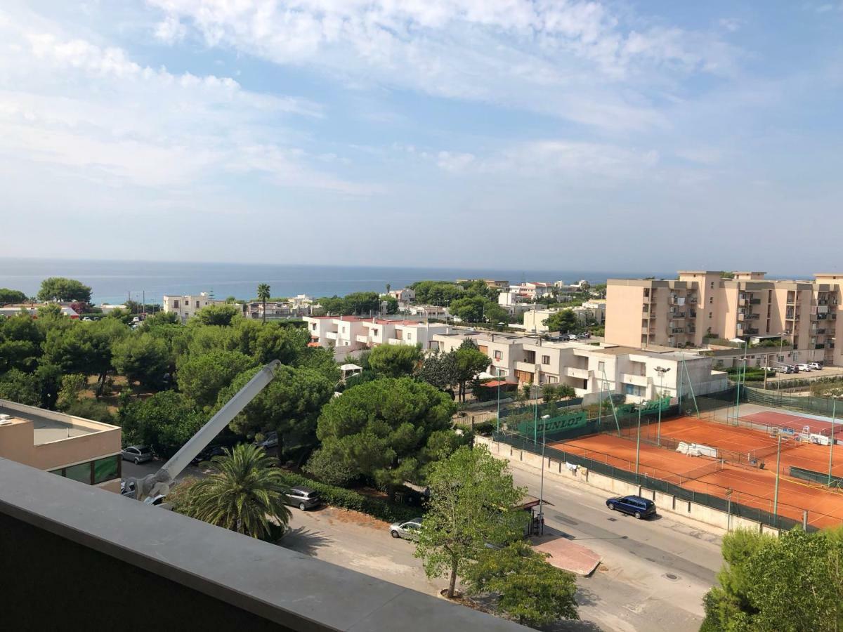 B&B Miramare Suite Таранто Екстер'єр фото