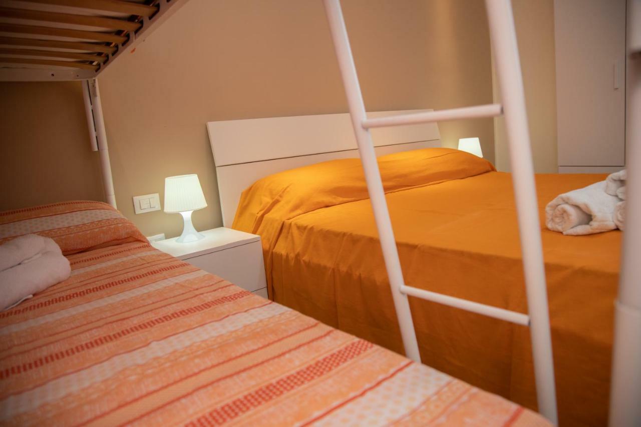 B&B Miramare Suite Таранто Екстер'єр фото